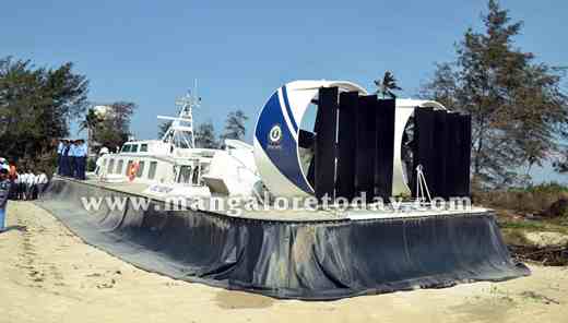Hovercraft 4